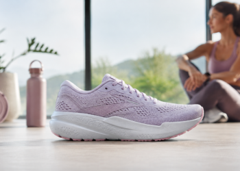The Brooks Ghost 18: A Comprehensive Review for Women’s Fitness and Wellness